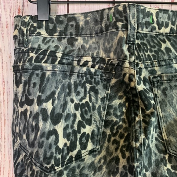 Snow Leopard Denim Leggings  { J Brand } - Picture 8 of 12